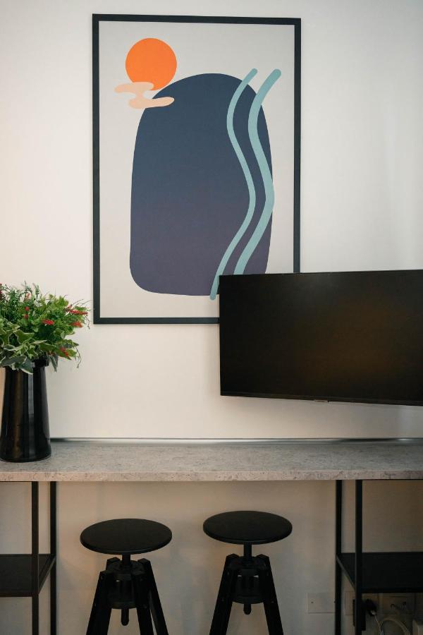 Black Marble - Design Apartment Bari Exterior foto