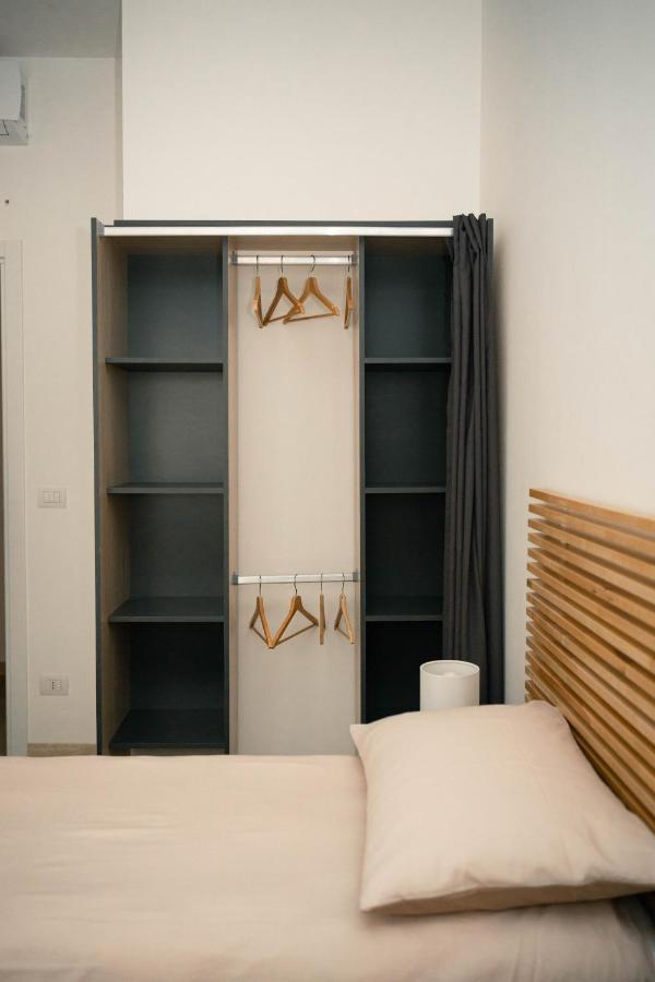 Black Marble - Design Apartment Bari Exterior foto